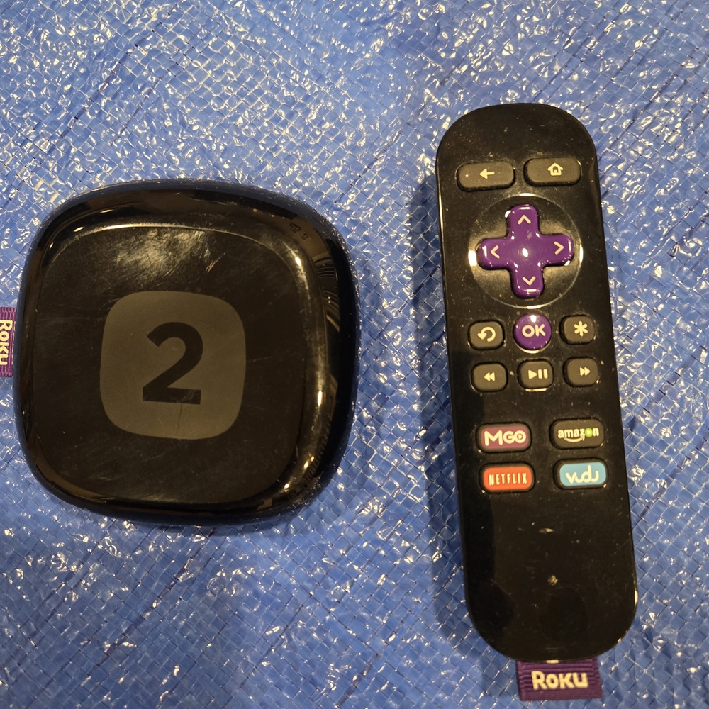 Roku Streaming Device with Remote